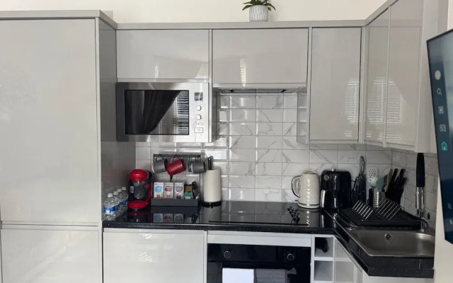 Cozy 2br-5guests-near Attractions-garden