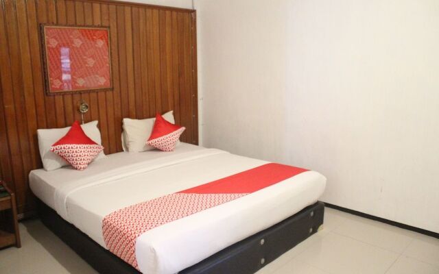 OYO 1333 Wisata Hotel