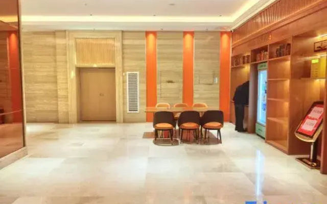 Lingshou Zhongshan Hotel