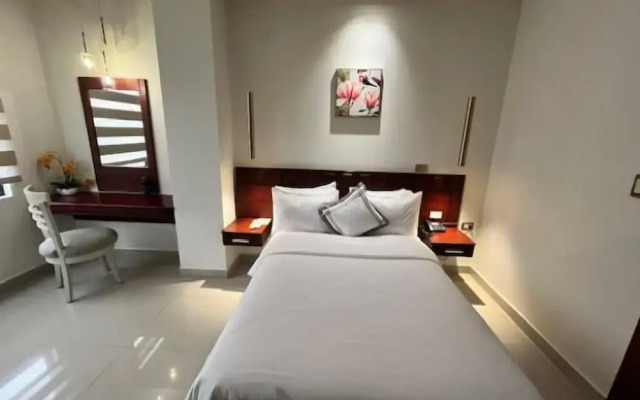 Hotel Ceibo Real