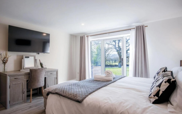 Room 10 - The Sleeping Giant - Pen Y Cae Inn