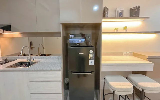 Modern Suite 1Br At Grand Sungkono Lagoon Apartment