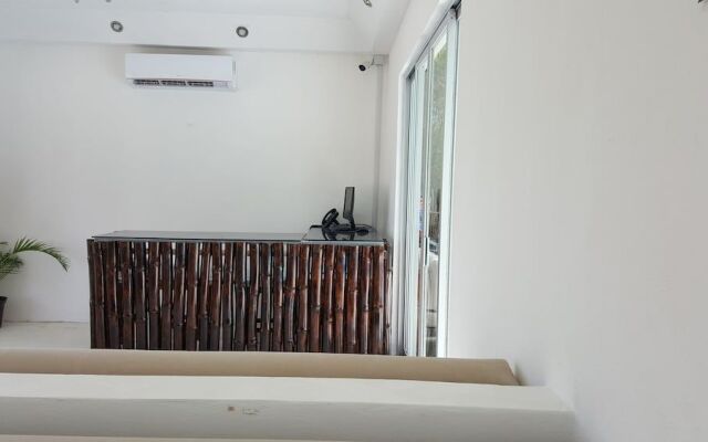 Jungle House Tulum Hotel & Hostal