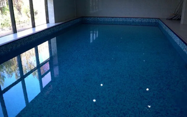 Чарлак Отель