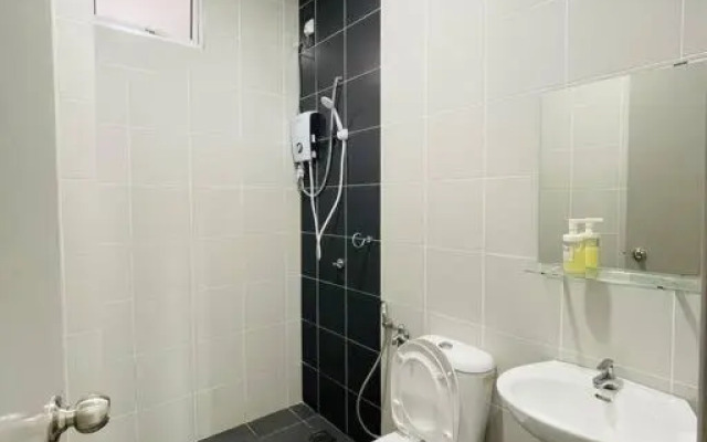 KT CITY HOMESTAY WITH 4 Bedrooms and POOL