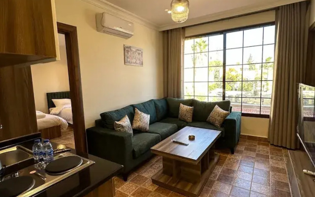 12 Antica Jabal Al Lweibdeh