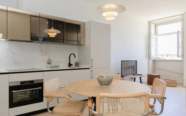 Liiiving in Porto - Modern Coastline Apartment