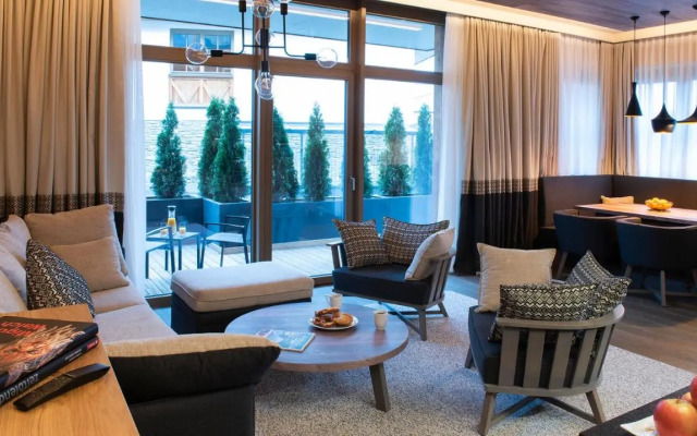 Mountain Spa Residences