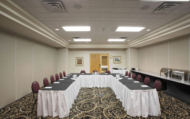 Best Western Inn On The Bay