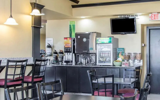Quality Inn & Suites
