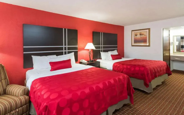 Ramada By Wyndham Mountain Home