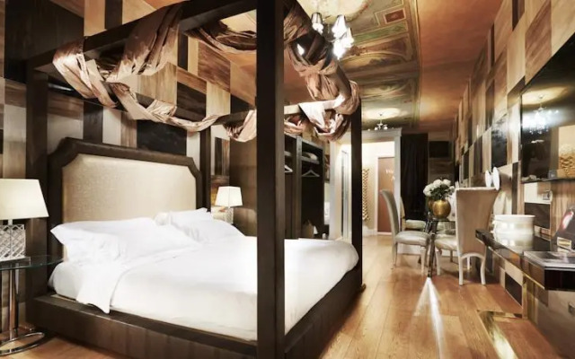 Platinum Royal Suite