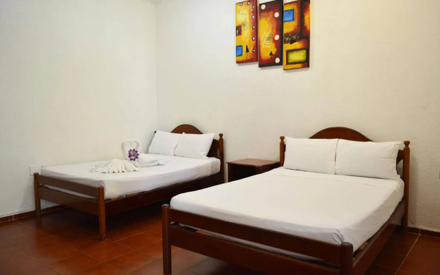 Hotel Maya Azul