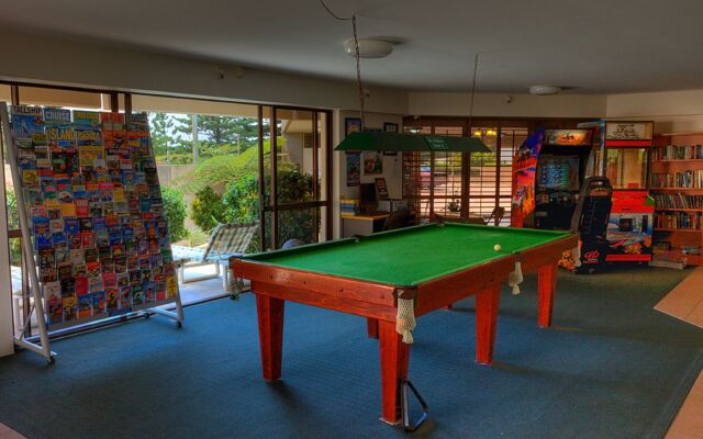 Burleigh Esplanade Apartments