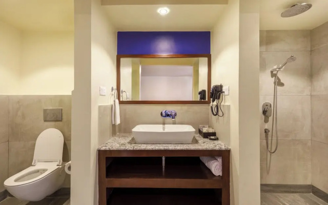 Shambaling Hotel