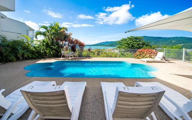 Ocean View 10 A Pool & Spa