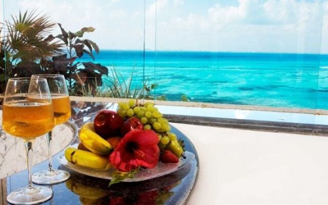 Unik Island Resort & Spa