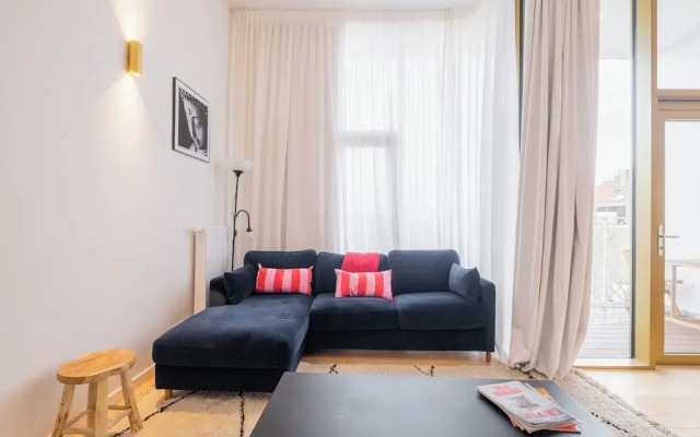 New Apartment Center of Trendy St Gille