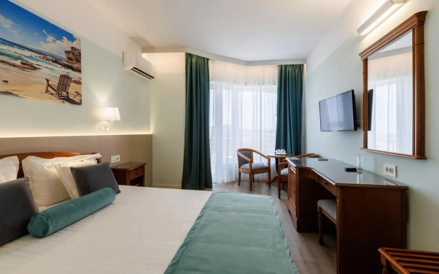 Amiral Hotel