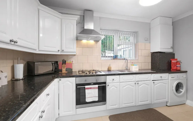 Keel Drive Modern 3 Bedroom Home