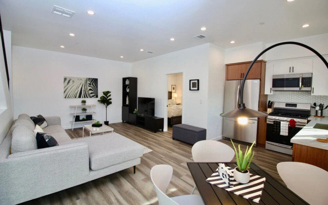 Los Angeles Villas 3BR 3BT Parking