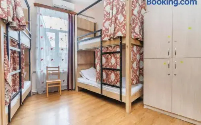 Hostel Pushkin 10