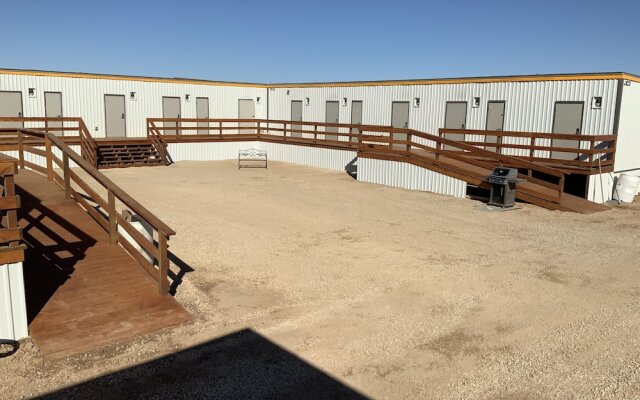 Karbani Inn & Suites