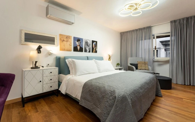 Sweet2b Florence Guicciardini