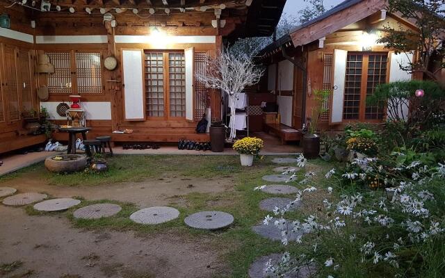 Jeonju Saekdong Jeogori Pension