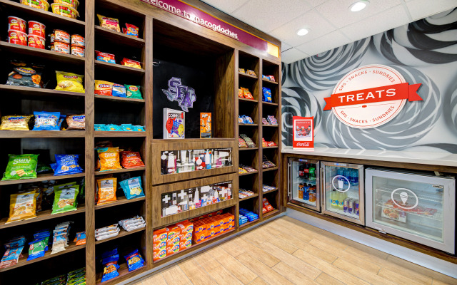 Hampton Inn & Suites Nacogdoches