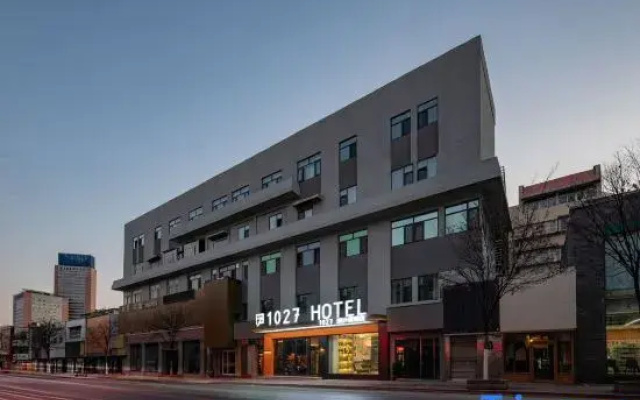 1027 Design Hotel (Jinan Quancheng Plaza Qilu Hospital)
