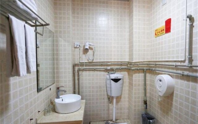 Yarisha Holiday Hotel - Mianyan