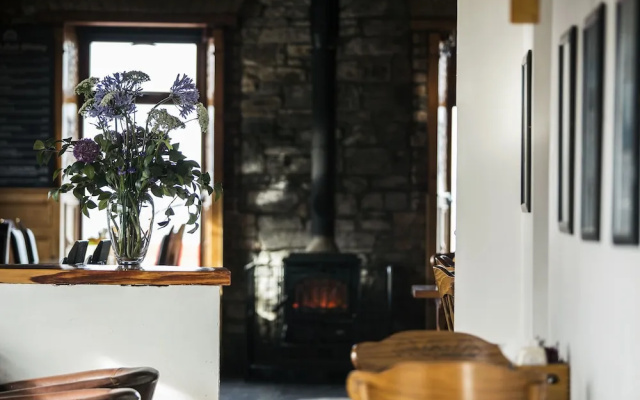 Maddens Bridge Bar & Guesthouse