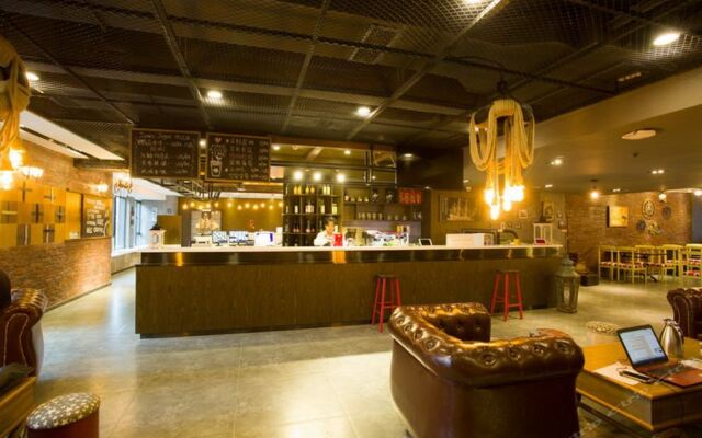 James Joyce Coffetel (Chengdu Jianshe Road Dongjiao Jiyi Square)