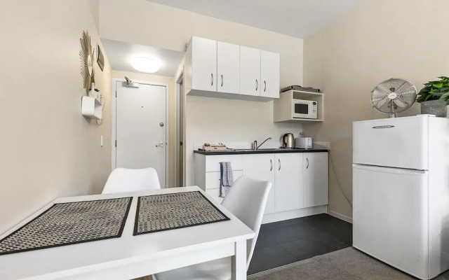Zodiaks 1 Bedroom Studio Auckland Cbd