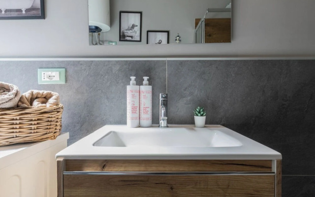 Pala Olimpico Apartment by Wonderful Italy