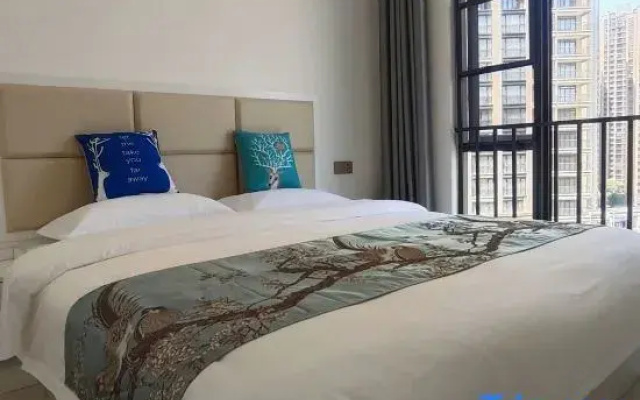 Shangyu Homestay (Guilin Wuhu International Shop)