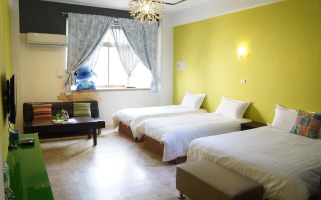 Green Bottle Guest House