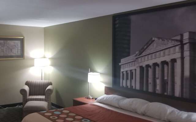 Super 8 by Wyndham Bellefontaine