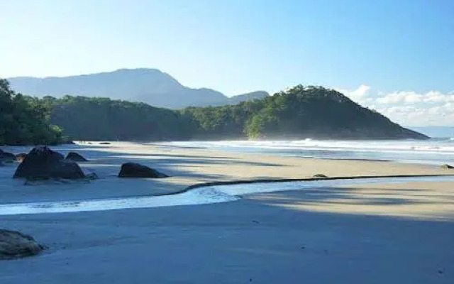 Peruibe Kitnet 942 só 2 pessoas