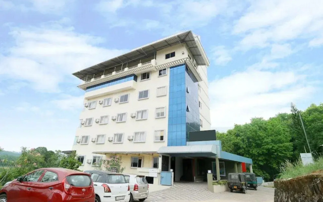 Oyo Flagship 41696 Hotel Tri-Star Regency