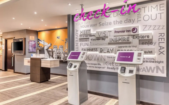 Premier Inn Abingdon - A34