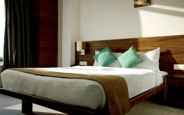 Hotel Jewel of Chembur – Guest Rooms – Mumbai