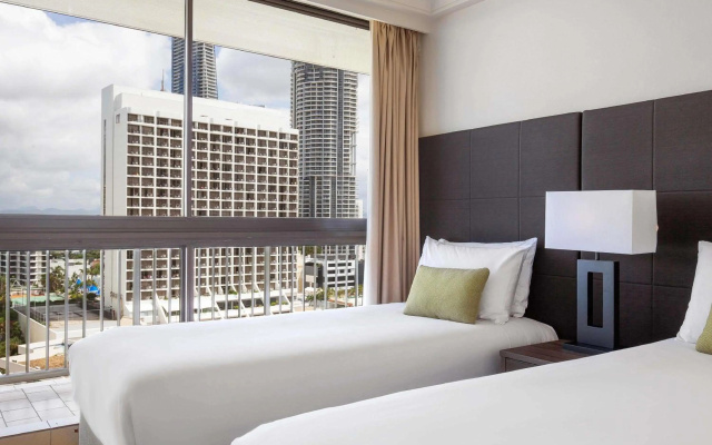 Breakfree Imperial Surf – Guest Rooms – Gold Coast
