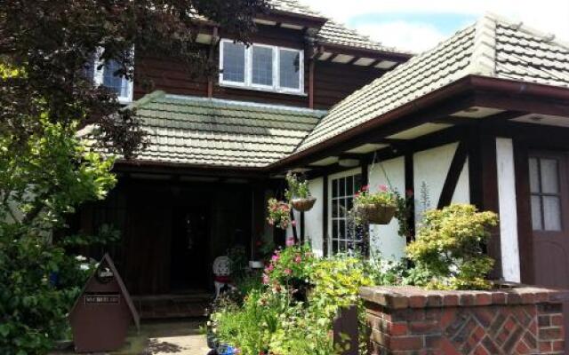 Barnett Lodge