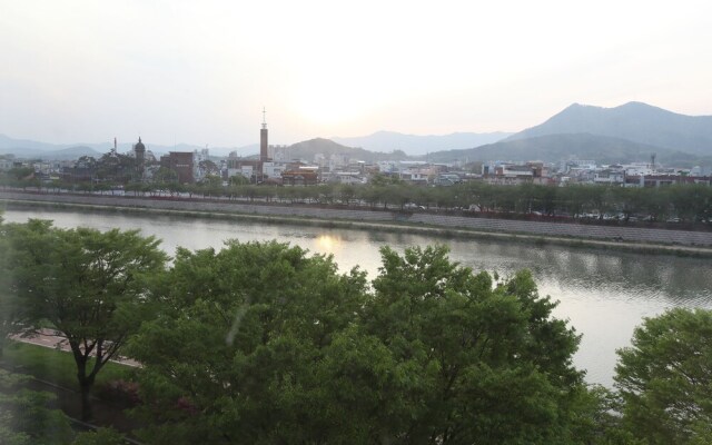 Namwon river hotel