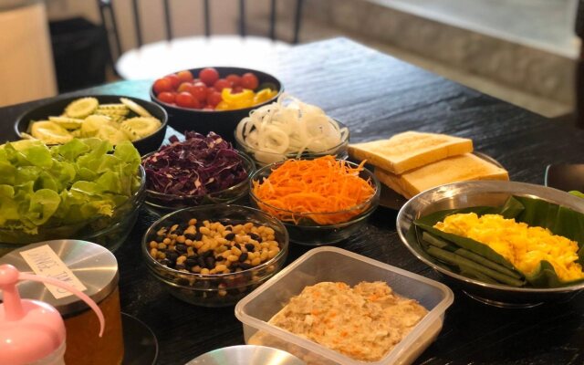 Hobnob Hostel - Adults Only