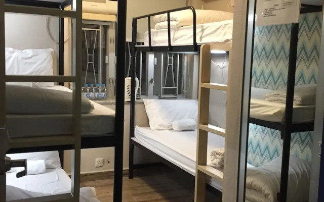 As 1 Hotel