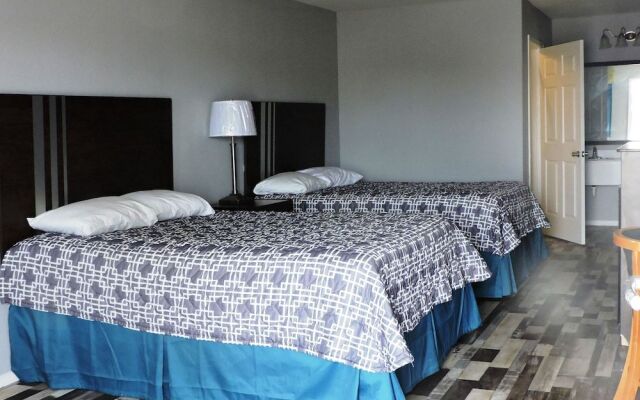 Riata Inn Crystal City