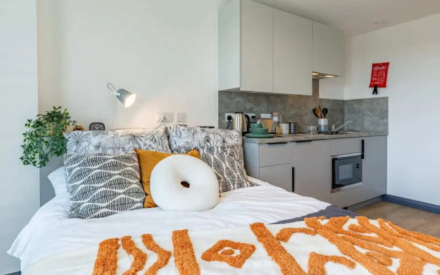 Student Only Winfield Court